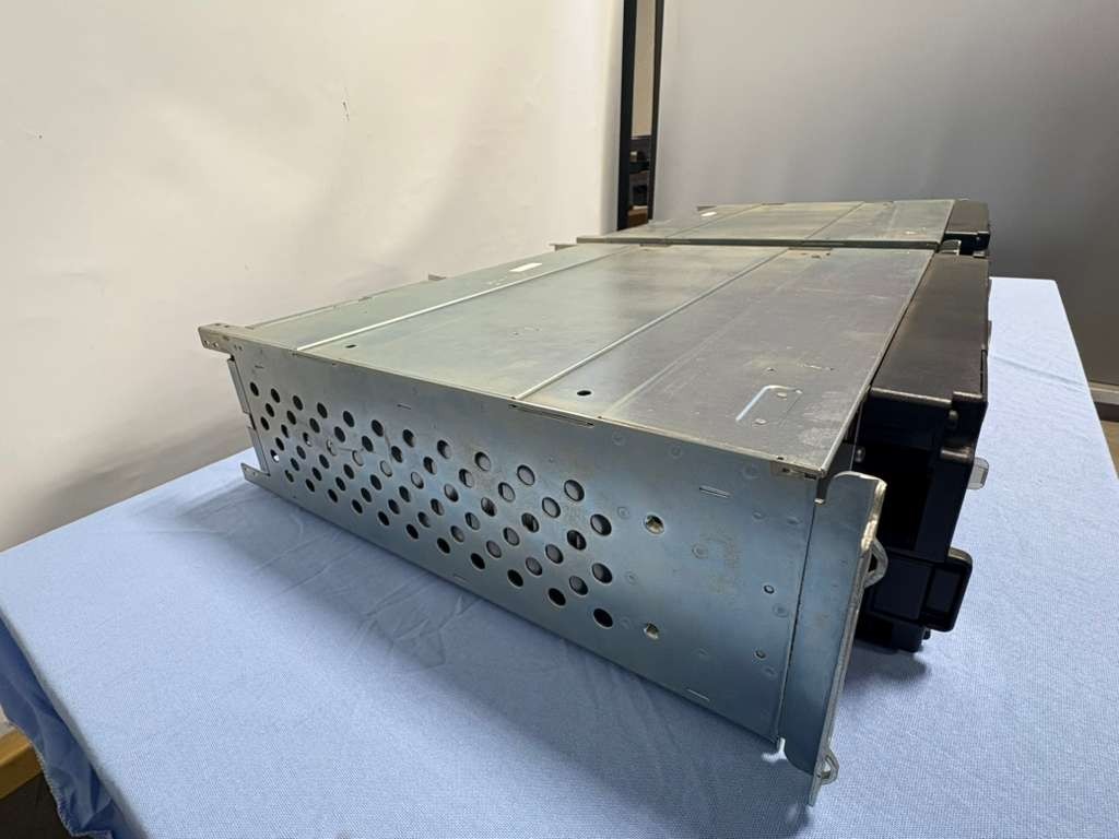 *LOT OF 2* Motorola GTR8000 Repeater Base Radio Chassis Part T7039A