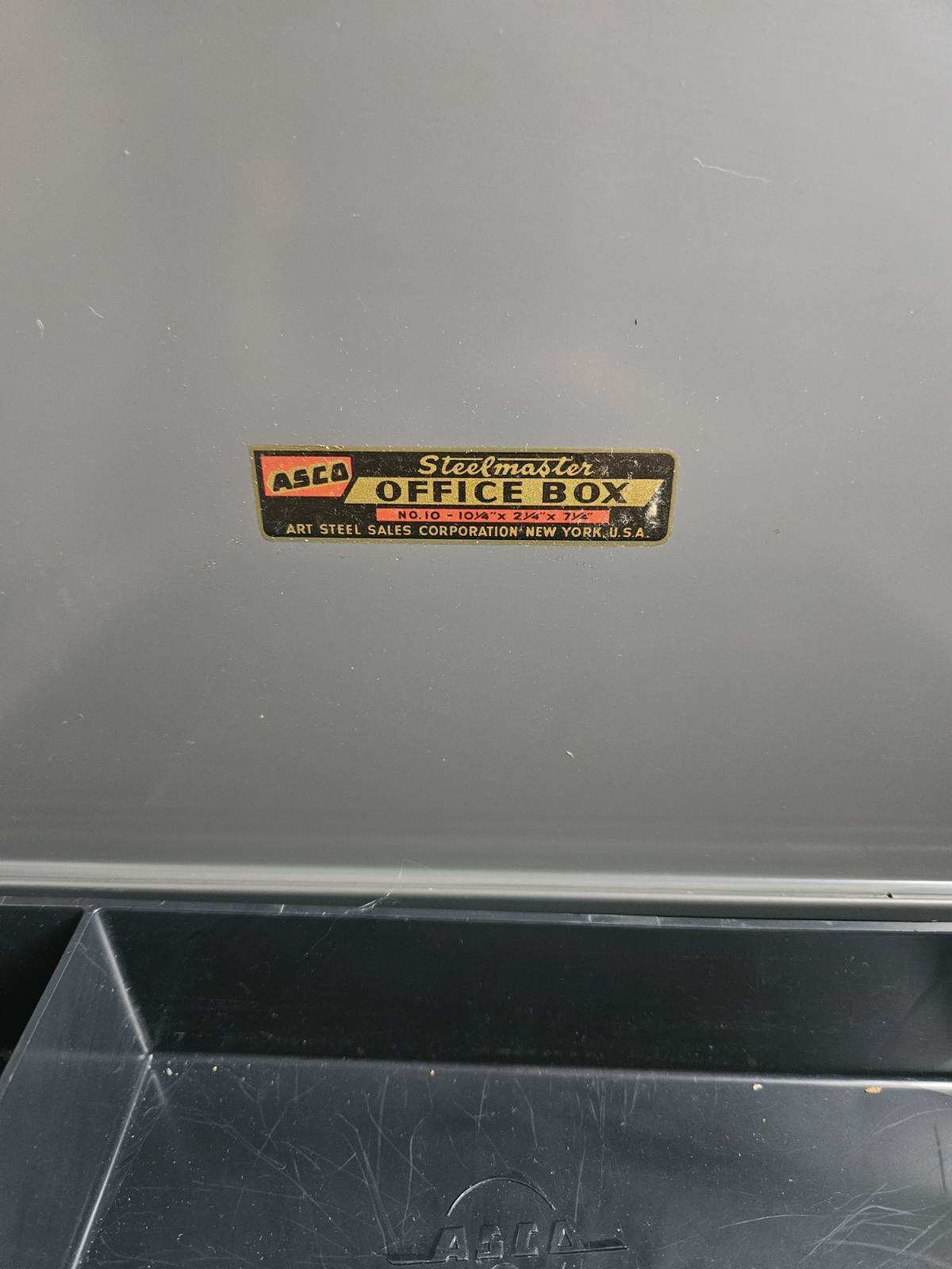 Vintage ASCO #10 Steelmaster Bond Strong Cash Metal Box 2 Keys