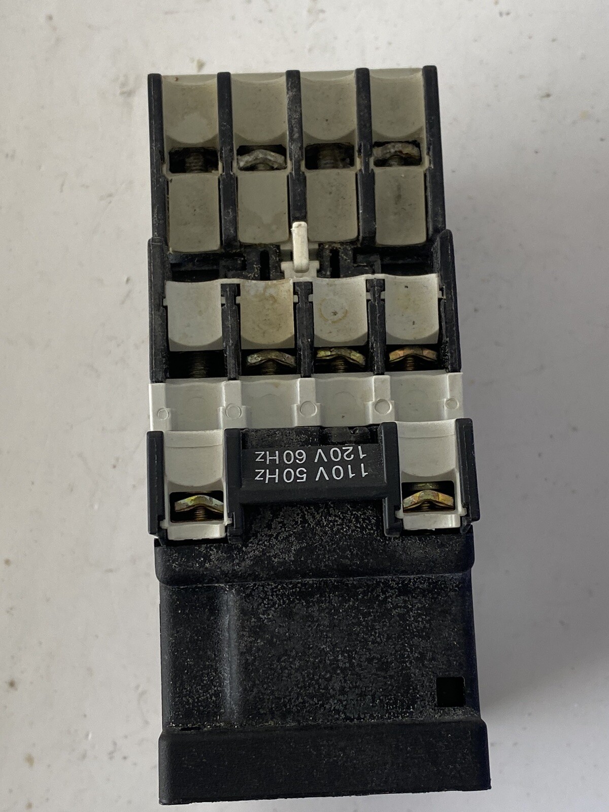 Moeller Electrical Contactor – DIL00 M4-G 24V DC With 22 Dil