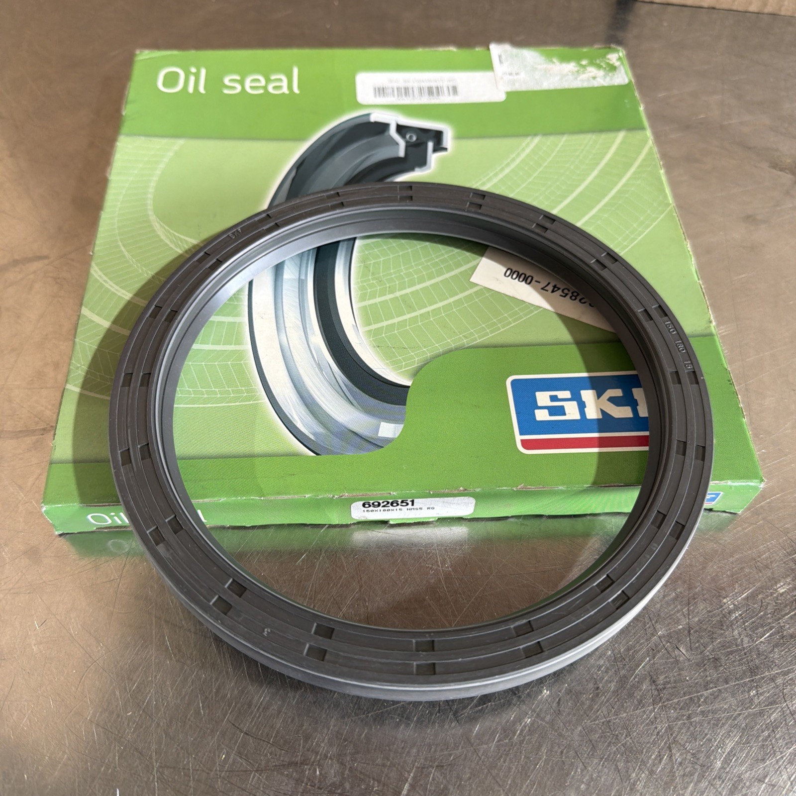CR (SKF) Radial Shaft Seal 150X180X15 HMS5 RG 692651