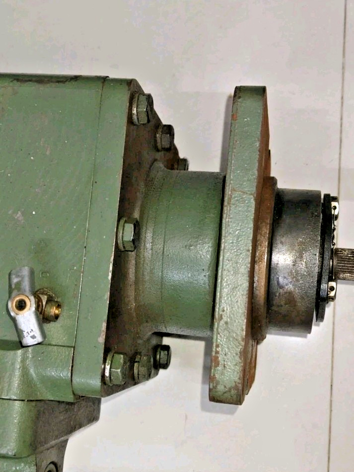 WOODWARD PGA A8557-596 GOVERNOR – USED