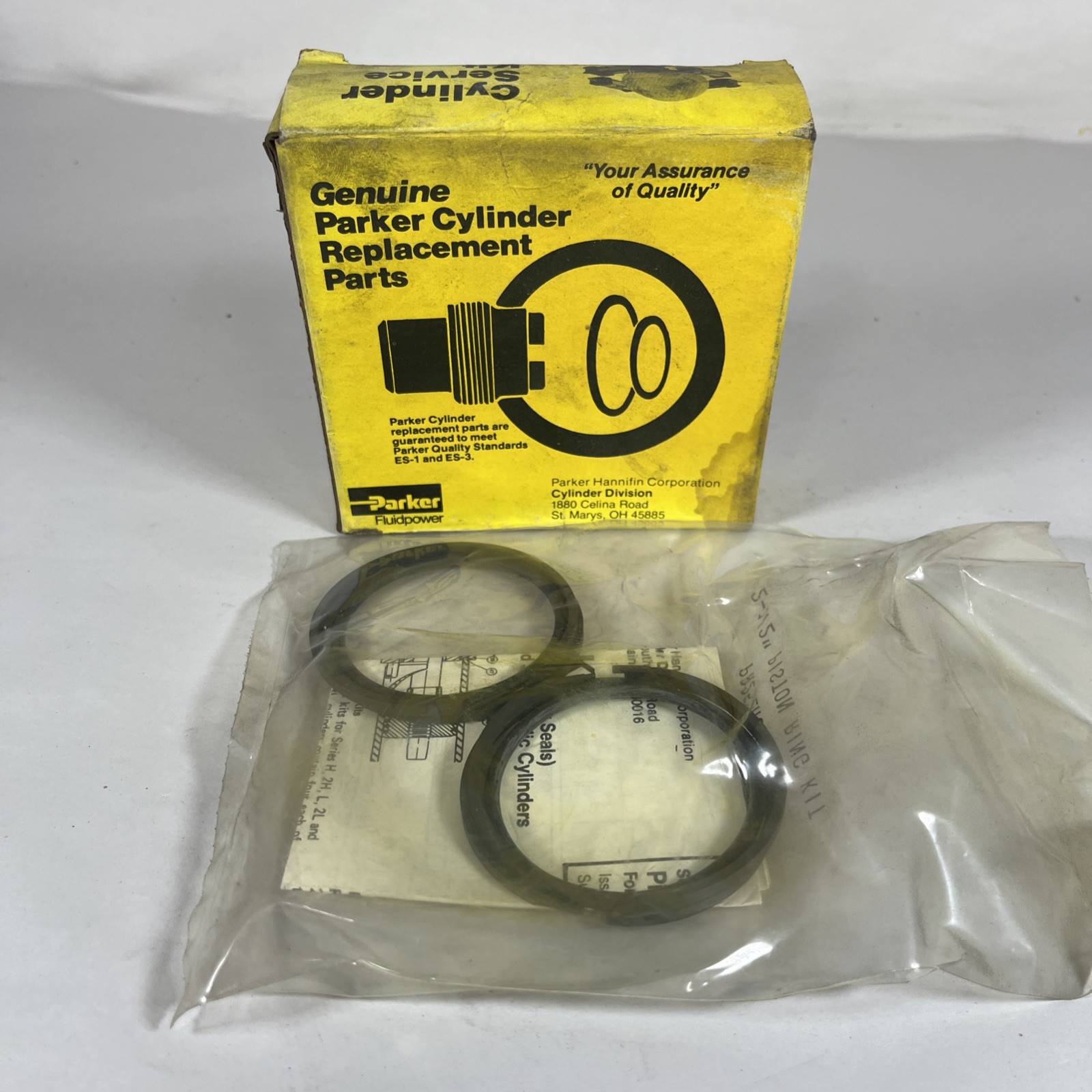 Genuine Parker OEM P/N PR252H0001 2-1/2″ Bunan Piston Ring Kit – Free Shipping