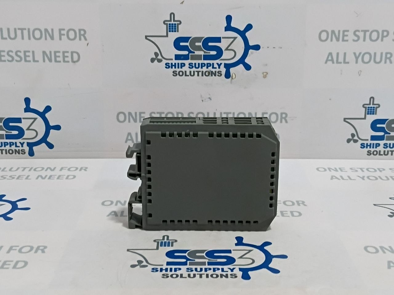 ABB RS232/RS422-485 Control Converter Module 1SNA 684333 R2300 24-48VDC