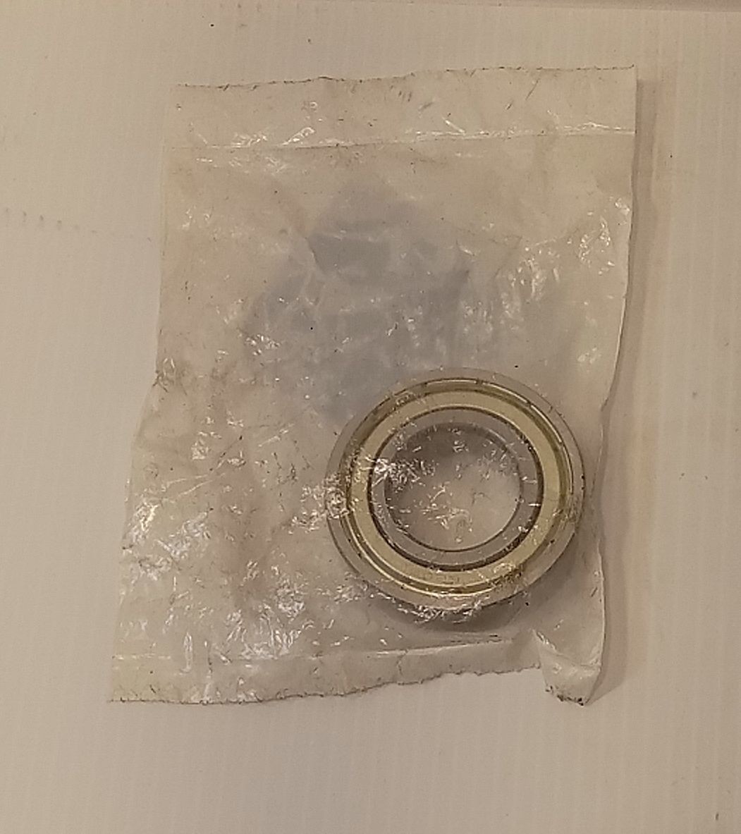 1 NEW TSA 6205-Z RADIAL DEEP GROOVE BALL BEARING NNB ***MAKE OFFER***