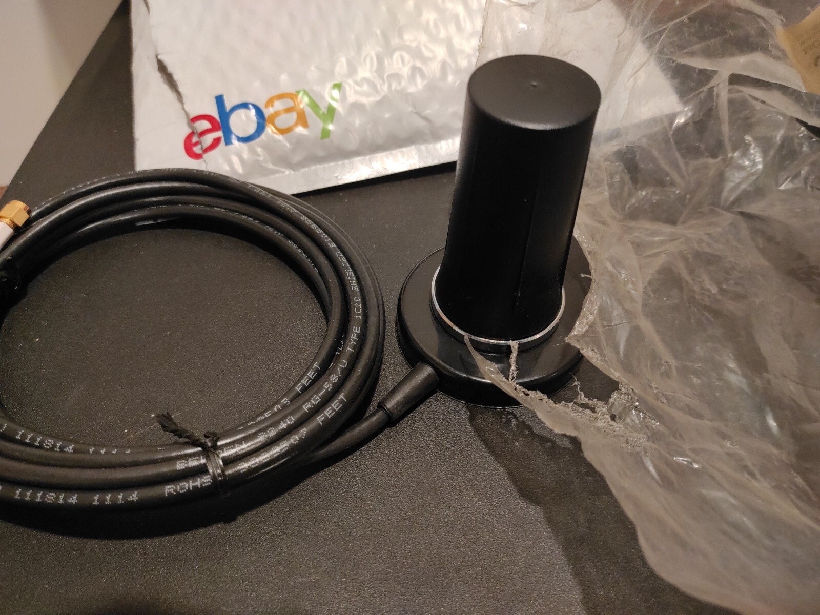 Mobile Mark MGRMUMB1CBLK120 Magnet Mount Antenna 750-2700 MHz, SMA