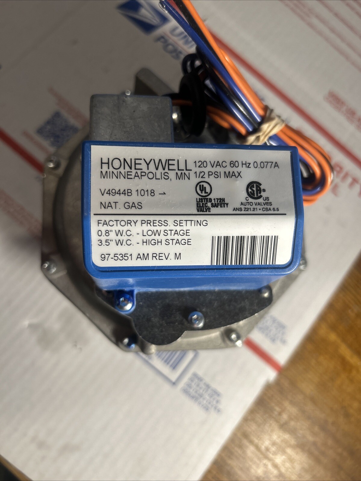 Honeywell Diaphragm Nat Gas Valve 120V 1”NPT, 1/2PSI Max V4944B 1018 2 Stg NEW
