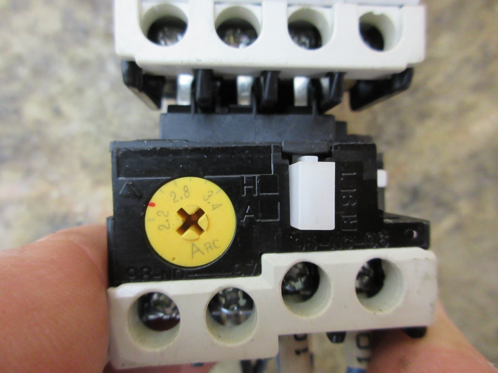 FUJI ELECTRIC SC-03 MAGNETIC CONTACTOR SC11AA TR-ON 0N KIWA EXCEL 510 COLT CNC
