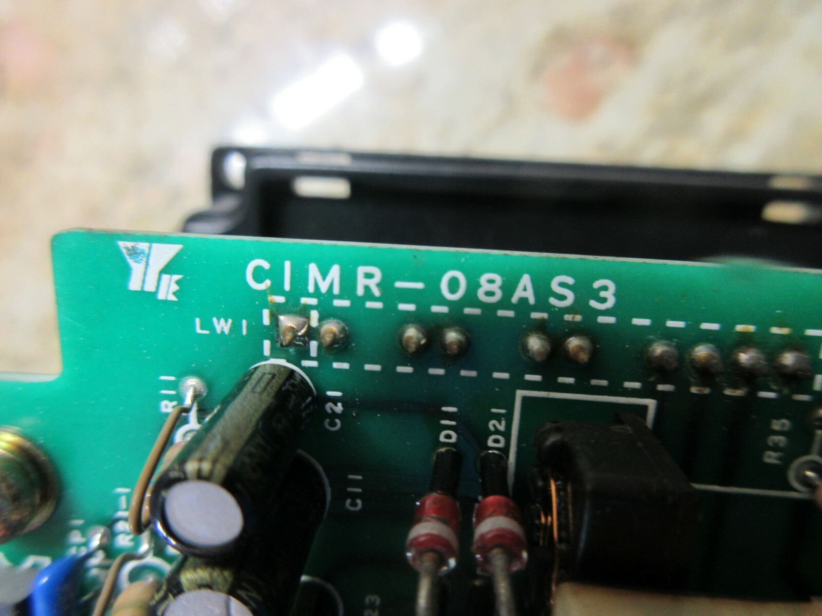 YASKAWA SERVO DRIVE CIMR-08AS3 W30023 R08FE-122BW5-192 W30022 QM15KD1-HB 15-A2