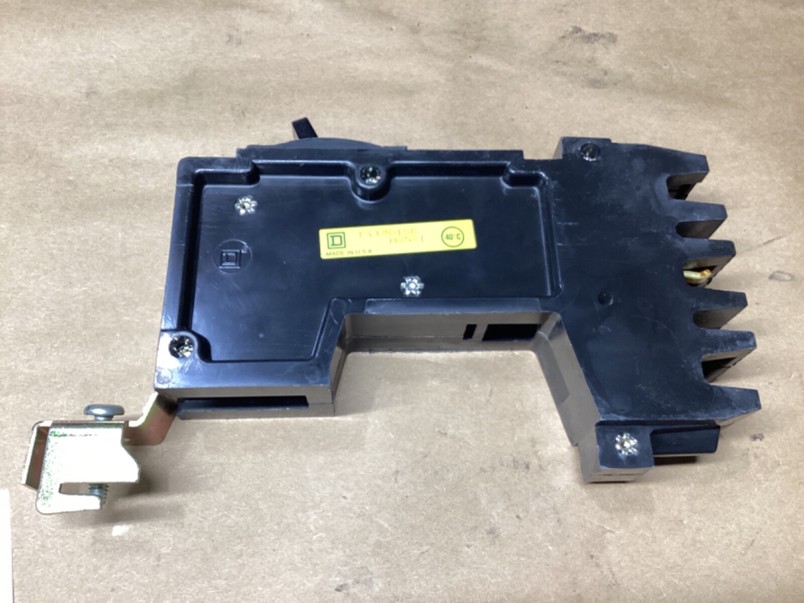 Square D FY-14015-B 1-Pole 15A Circuit Breaker #131F140PR6*CO