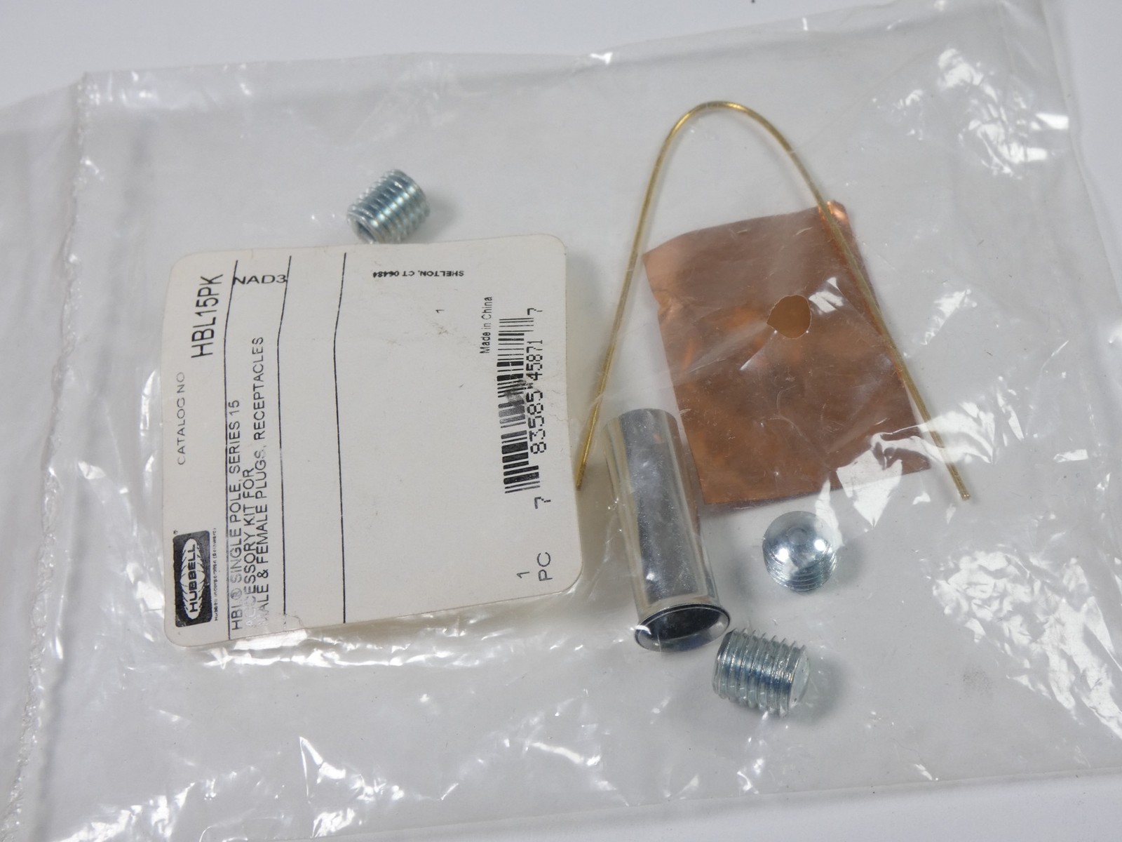 Hubbell HBL15PK Single Pole Accessory Kit – NEW Surplus!