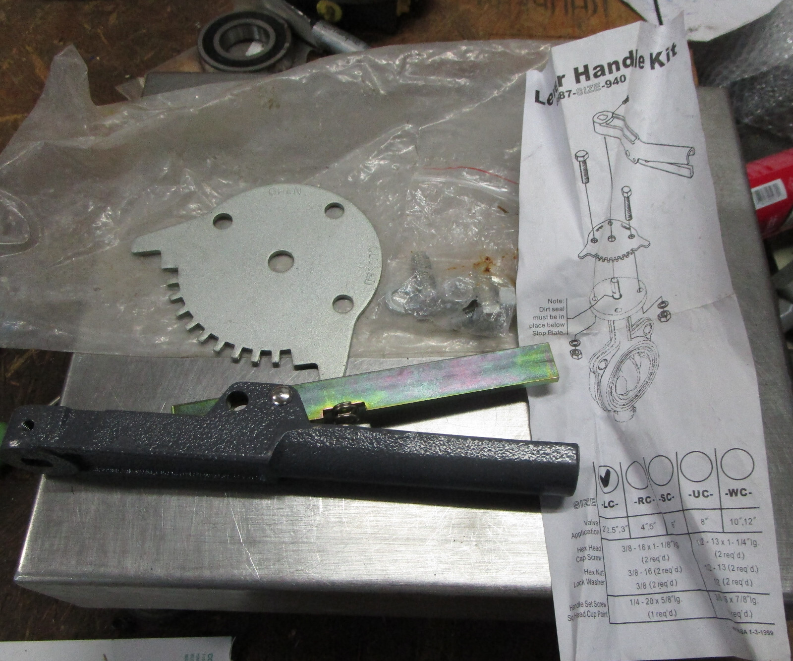 NEW Milwaukee ? Lever Handle Kit 8687 Size 940 NEW SURPLUS O3