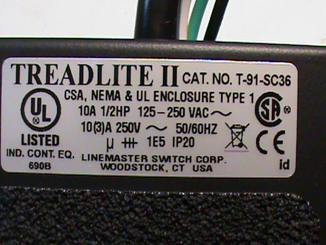Linemaster Switch T-91-SC36 Treadlite II Foot Operated Switch