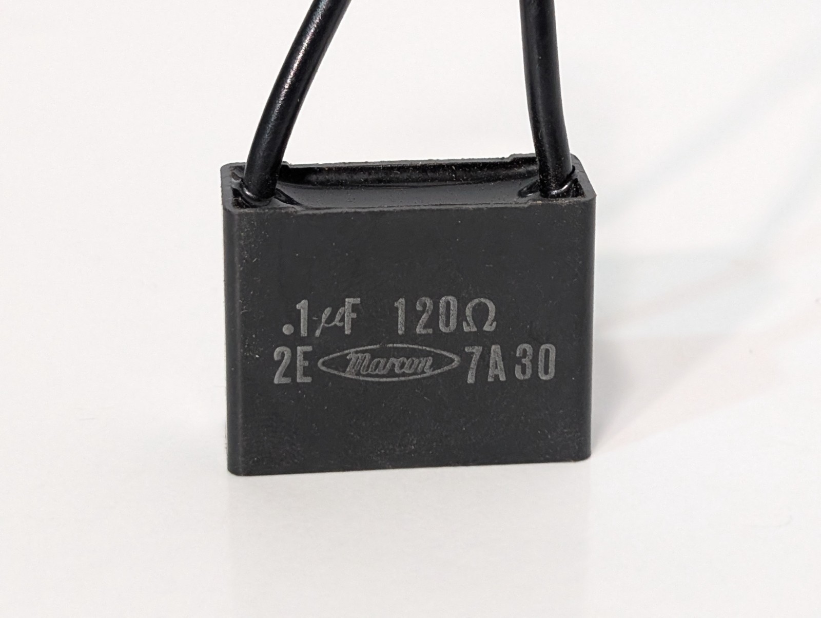 Lot of 2 Pieces Marcon 2E 7A30 Capacitor, 0.1uF (Capacity), 120Ω (Ohm), 7A30