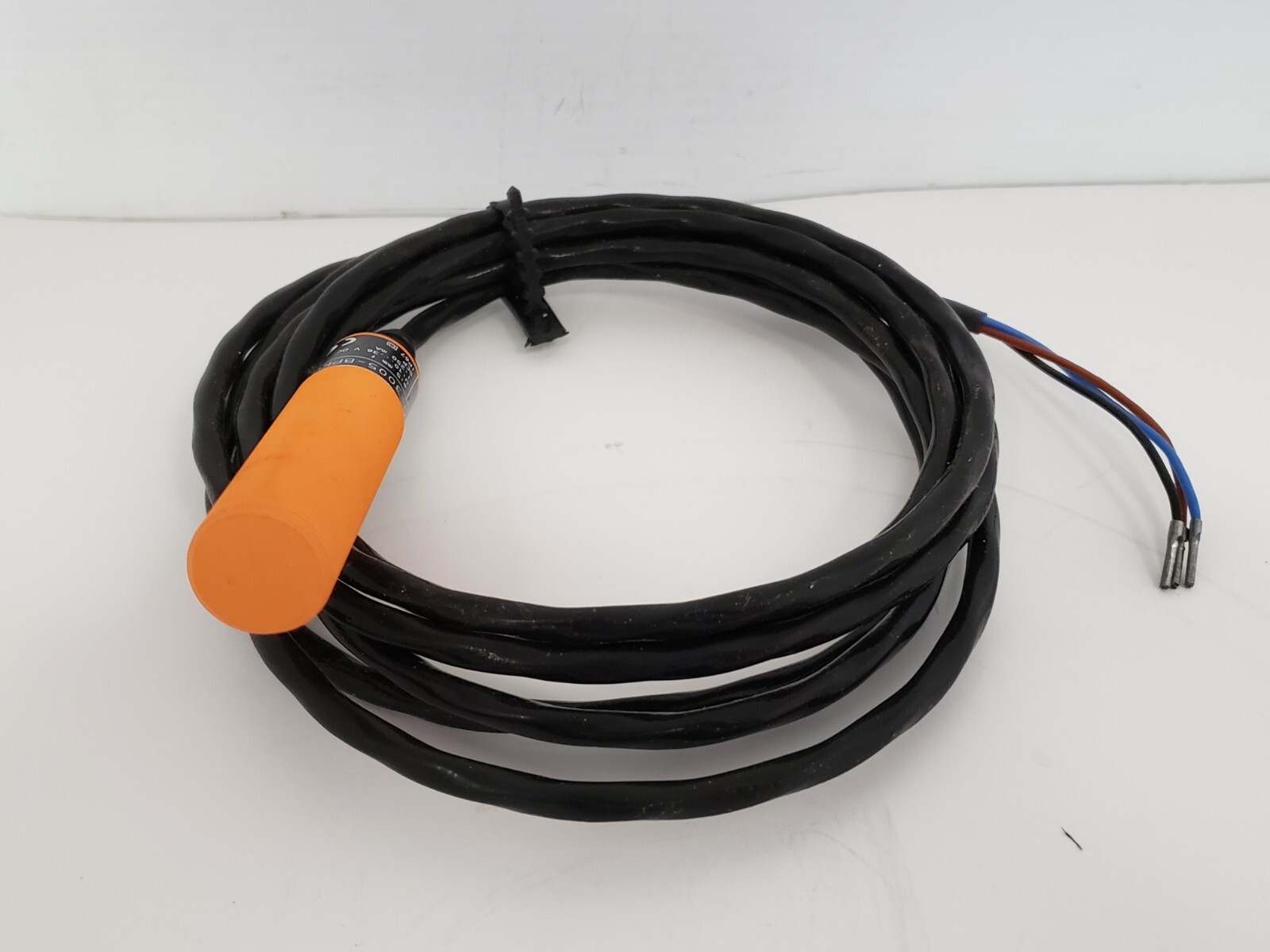 IFM ELECTRONIC IG-3005-BPKG INDUCTIVE PROXIMITY SWITCH 10-36V DC (IG5518) NNB