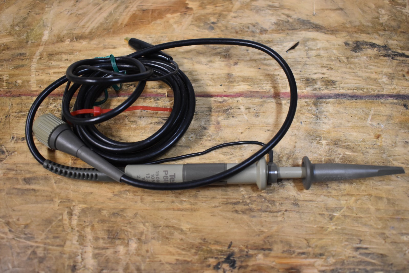 Tekronix P6109B Oscilloscope Probe 100 MHz 10X New Old Stock