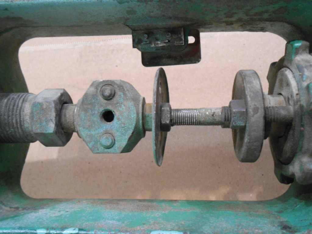 FISHER GOVERNOR CO, ACTUATOR VALVE, TYPE 657AR, PLUG TYPE 1 1/4 HI LVP
