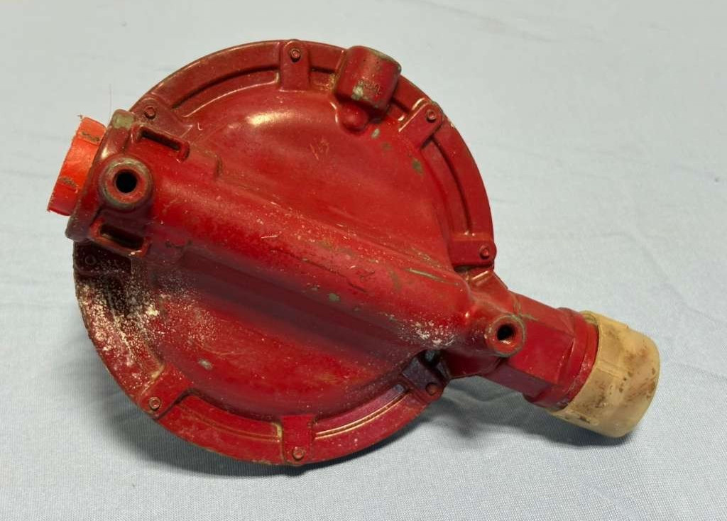 Rego Compressed LP-Gas Back Mount Regulator LV 4403