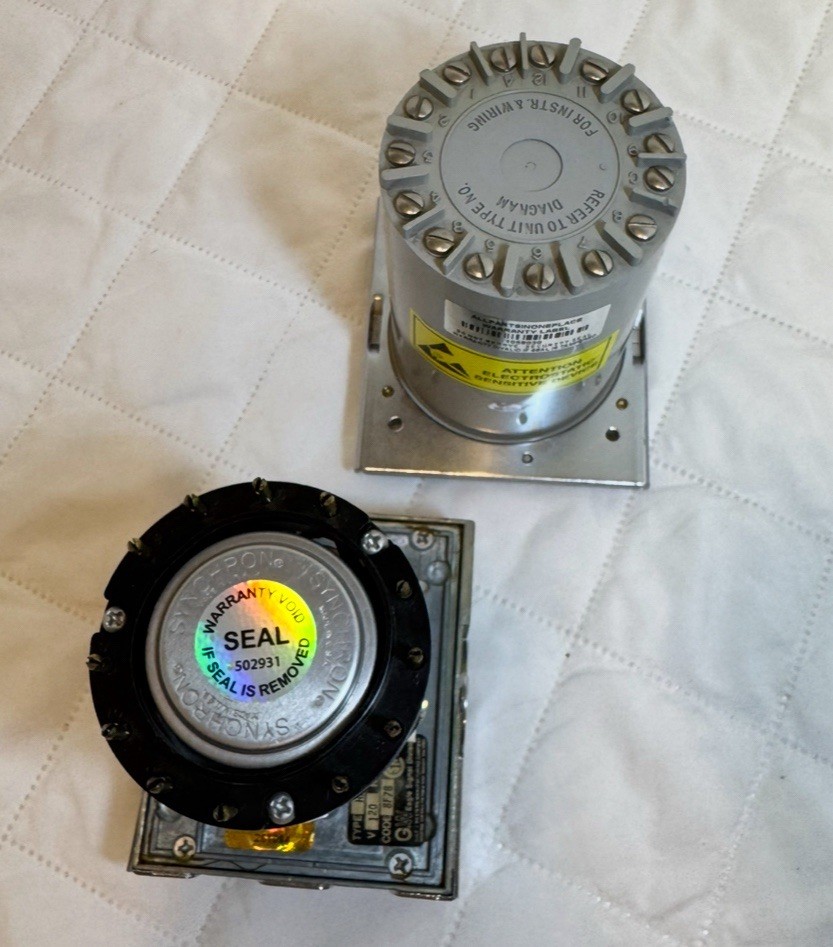 DANAHER CONTROLS HP54A6 HP54A6 Eagle Signal Reset Timer 10 Min 120VAC 60Hz