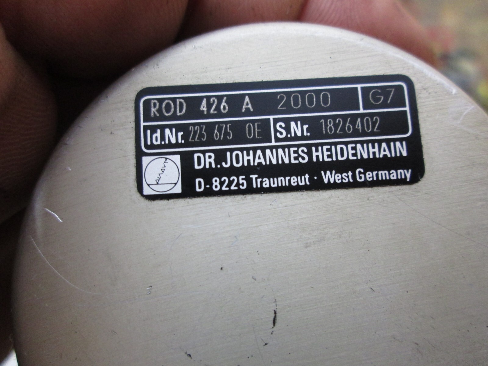 HEIDENHAIN ENCODER ROD 426 A 2000 G7 ID.NR.223 675 0E 1826402 EACH 1
