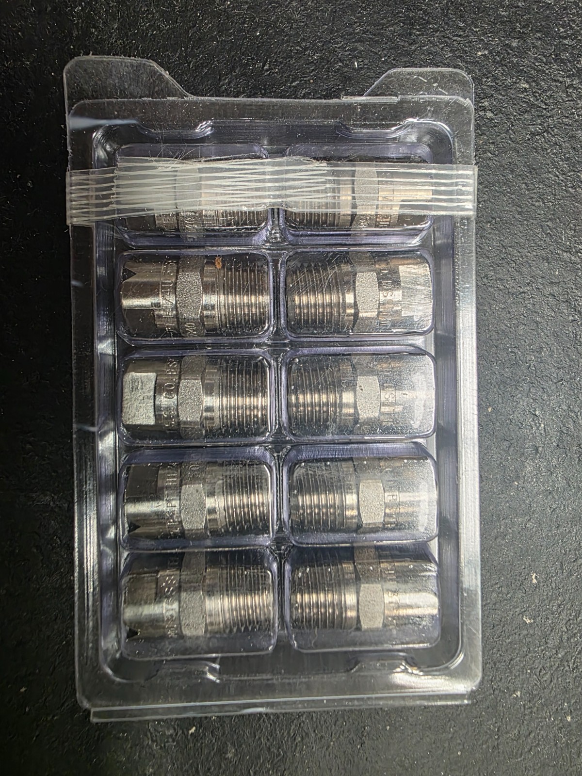 (Lot of 10) VeeJet 316 SS Flat Spray Nozzles 1/4″ BSPT H1/4U, 1/4