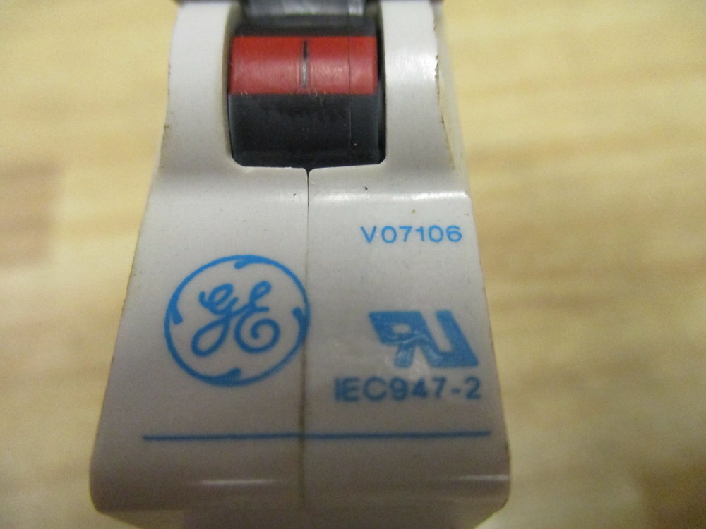 General Electric V07106 V-Line 6 Amp Circuit Breaker GE (Pack of 3)