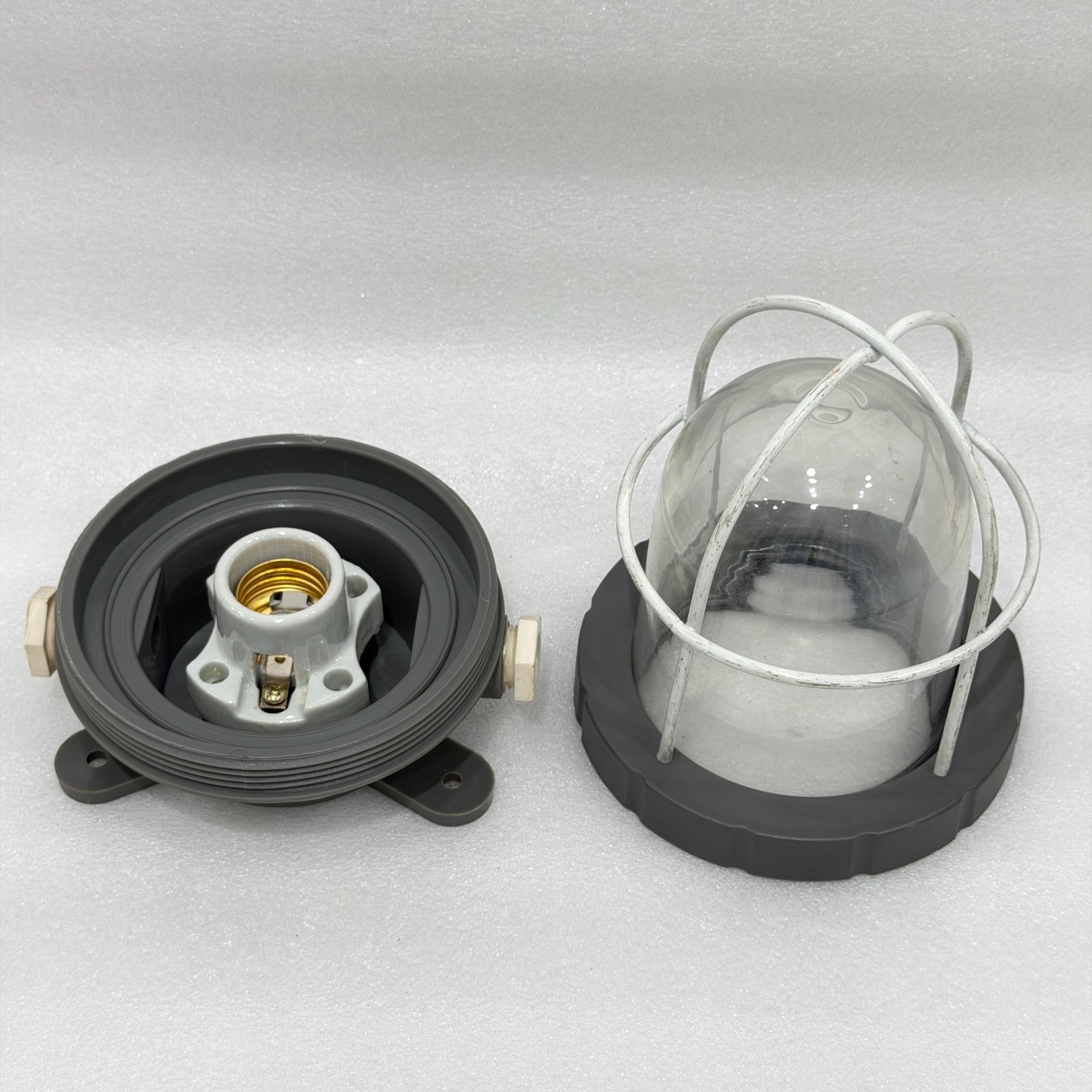 WENZHOU HAIYE MARINE PENDANT LIGHT CCD1-2A WHITE IP56 220V 60W E27 NEW FASTSHIP