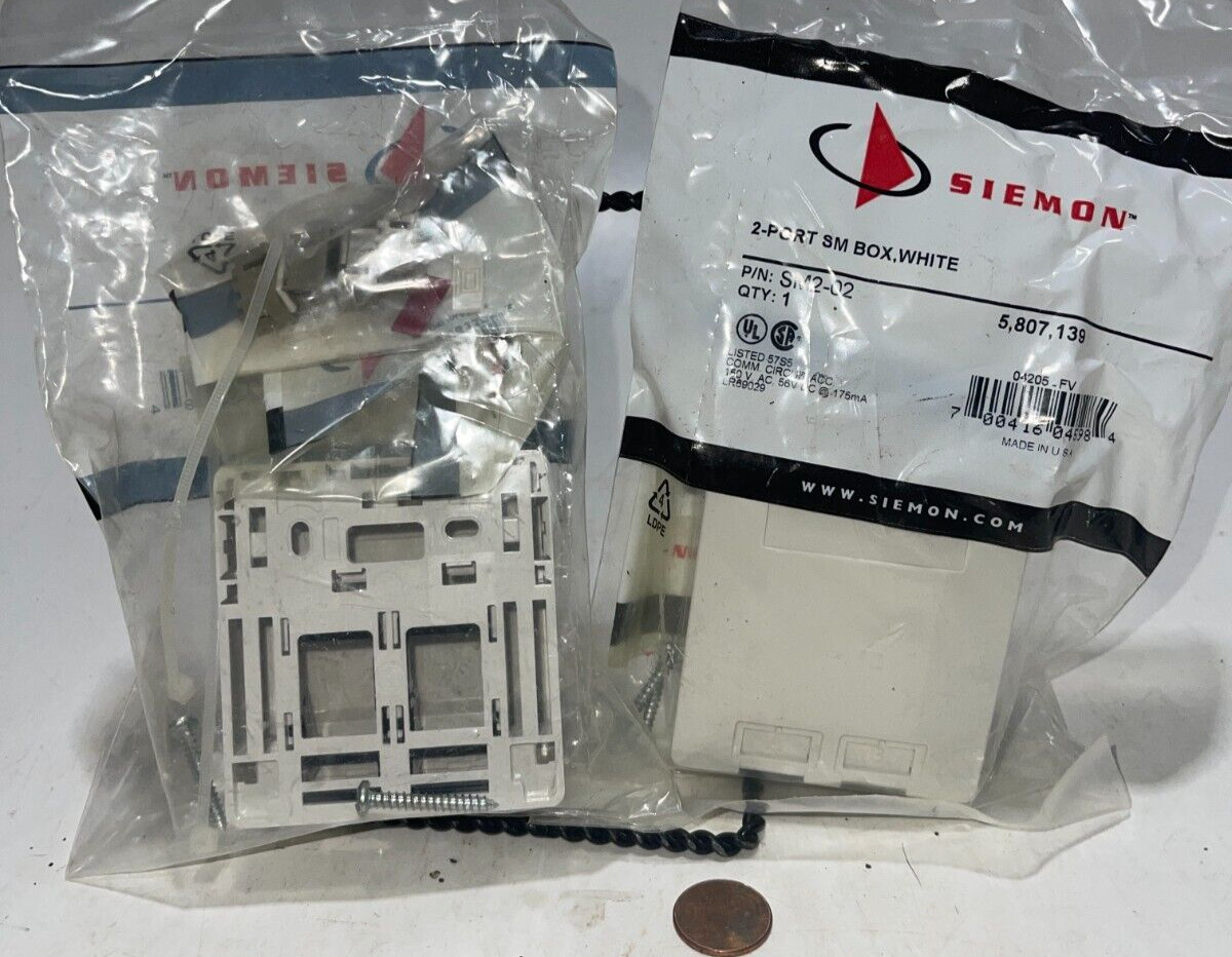Lot Of 4! Siemon 2-Port SM Boxes White Surface Mount Fiber Optic Unloaded
