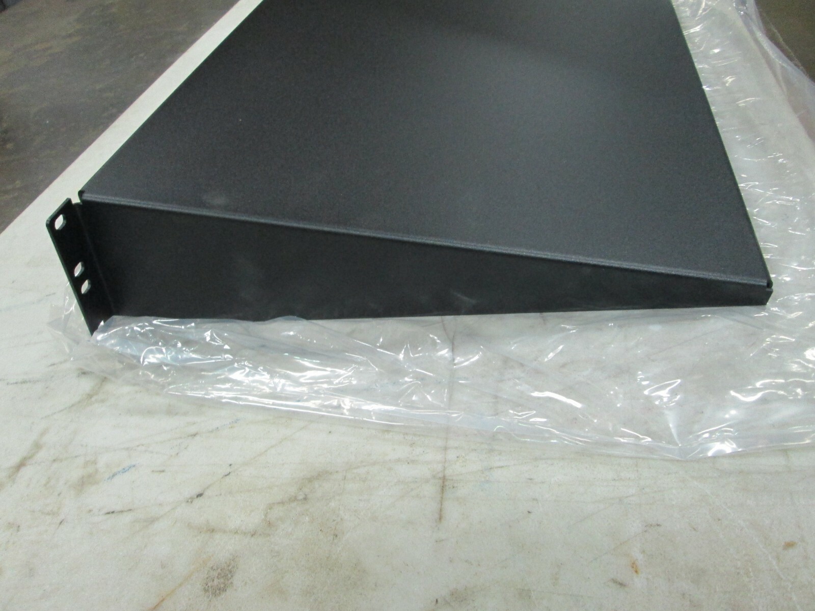 Kendall Howard 2U 14 Inch Component Shelf 17″x14″ Box of 2 (NIB)