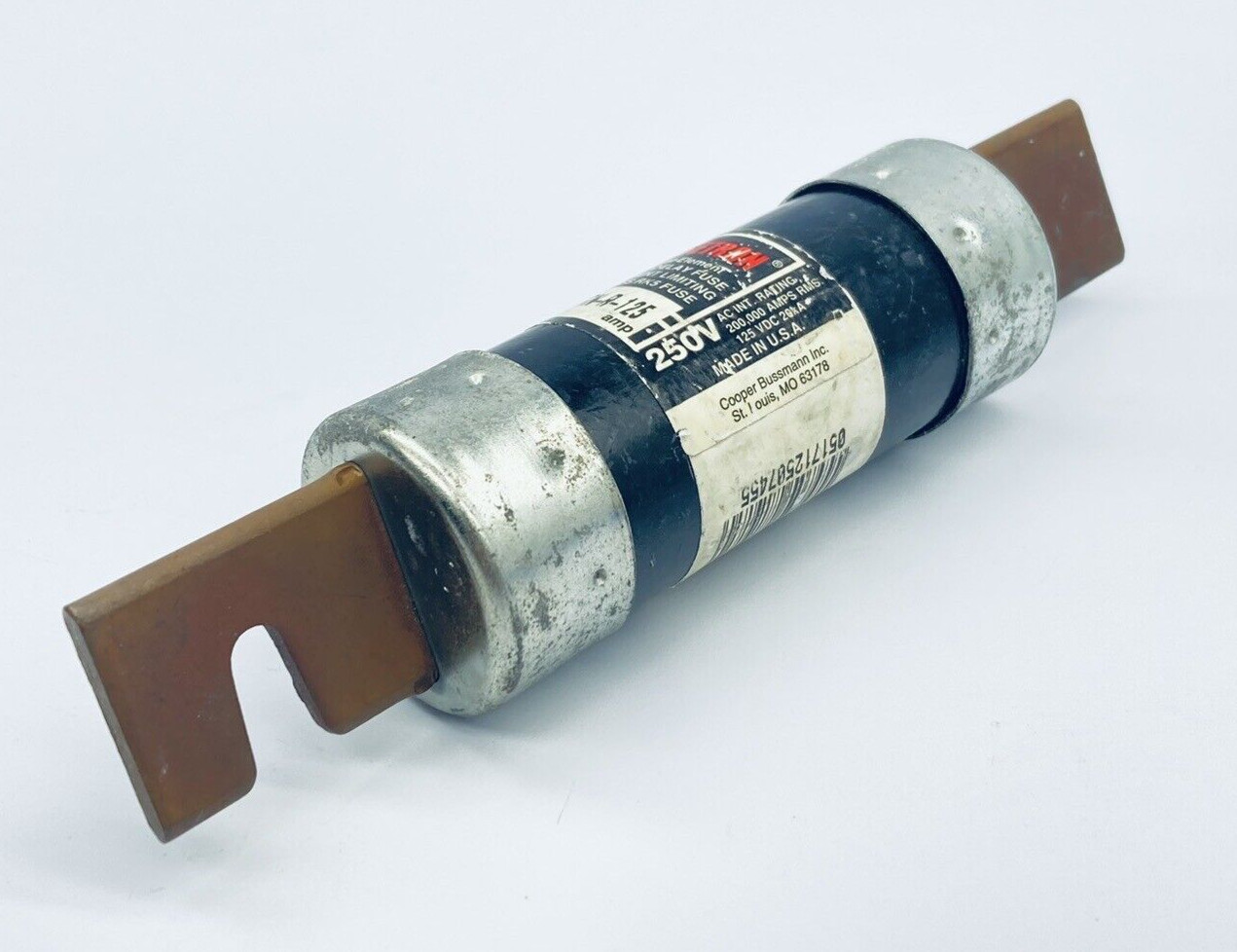 UNUSED BUSSMANN FRN-R-125 DUAL-ELEMENT TIME DELAY FUSE 200K-AMP 125VDC 250VAC