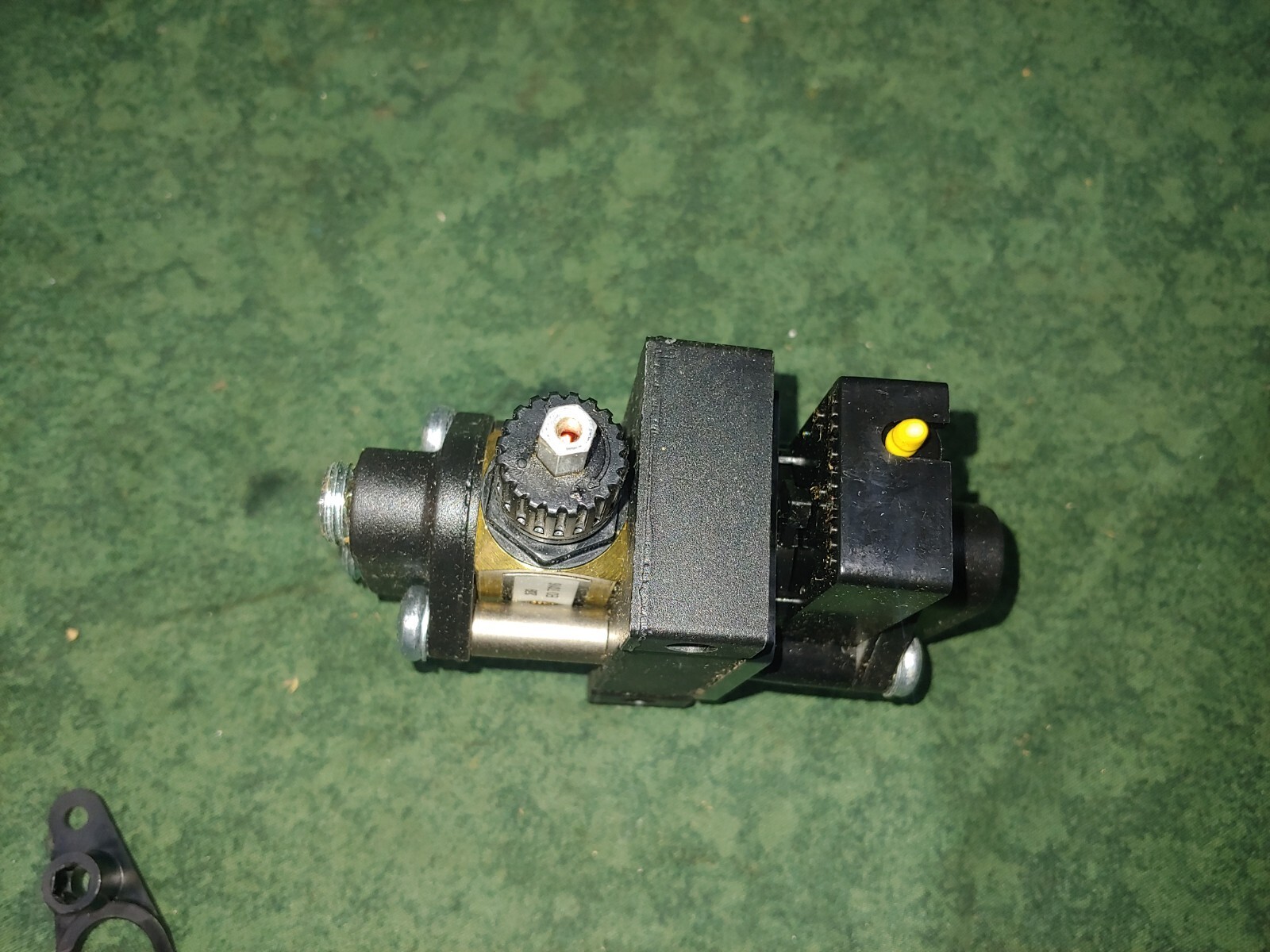 Master Pneumatics Lubricator with Counter 71001104B-C (PP206)