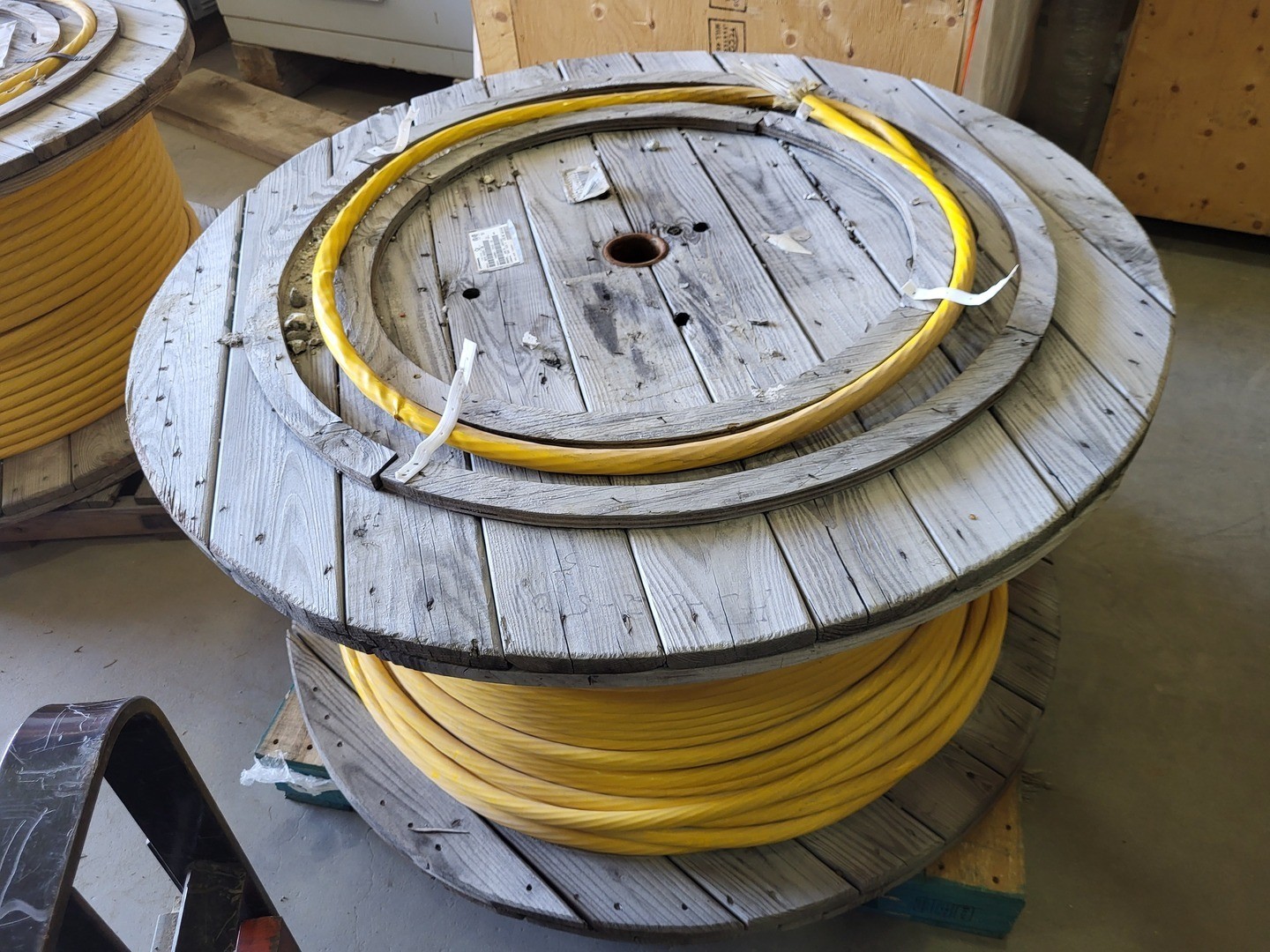 SURPLUS NEW Corning 144R81-T3131-24 Tight-Buffered Fiber Optic Cable – Parts