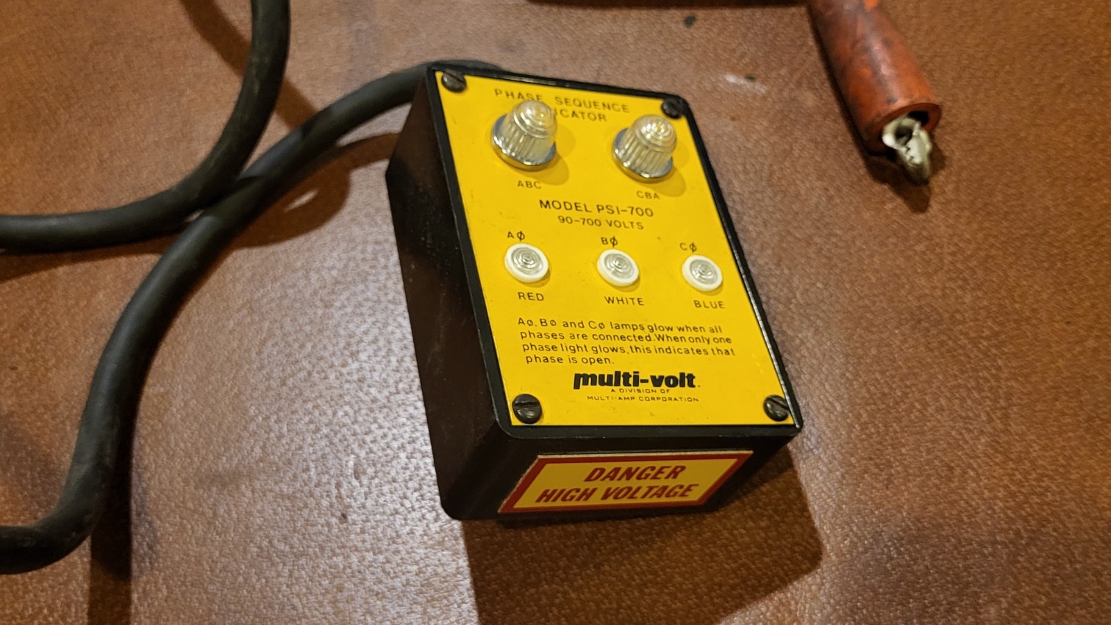 MULTI-VOLT Megger PSI-700 PHASE SEQUENCE ROTATION INDICATOR 90-700VOLTS Multiamp