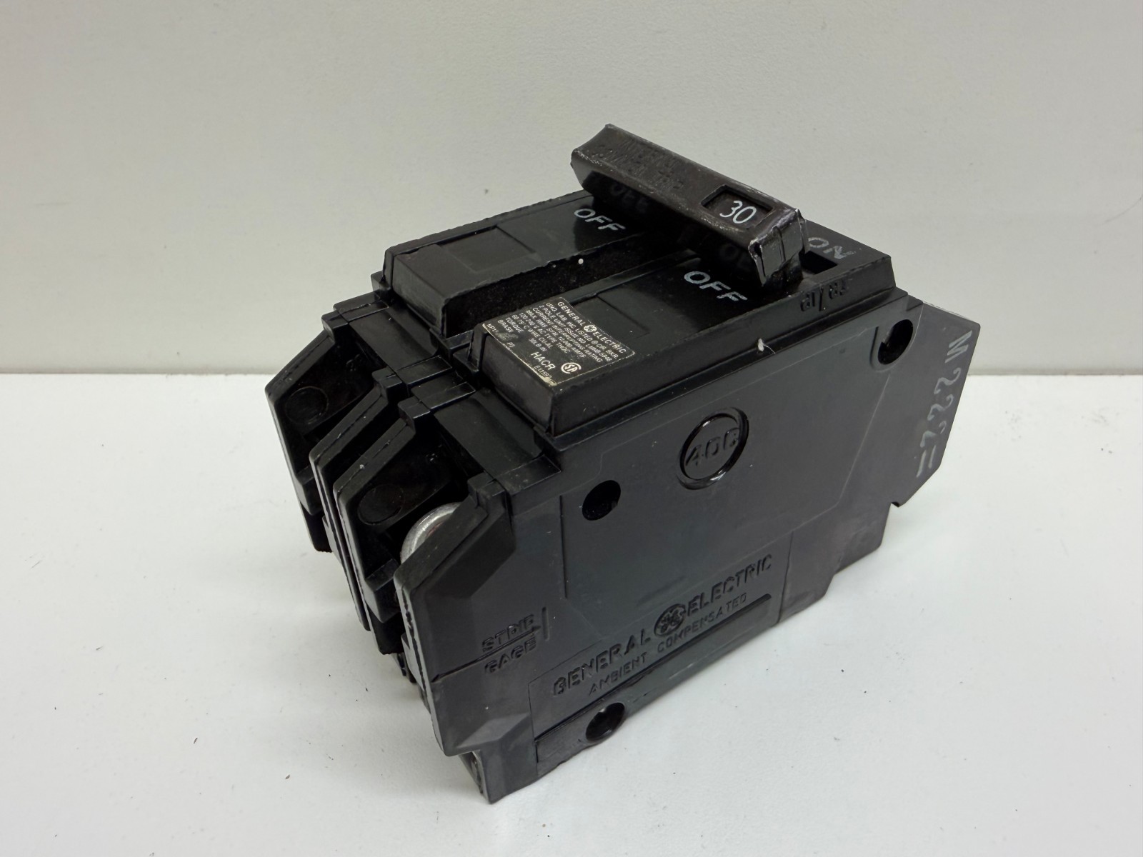 GOOD USED! GENERAL ELECTRIC GE 30A 240V 2-POLE CIRCUIT BREAKER HACR230