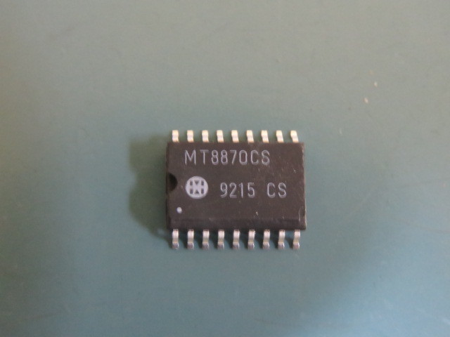 Mitel MT8870CS Qty of 15 per Lot 8870 Integrated DTMF Receiver SOIC Mitel