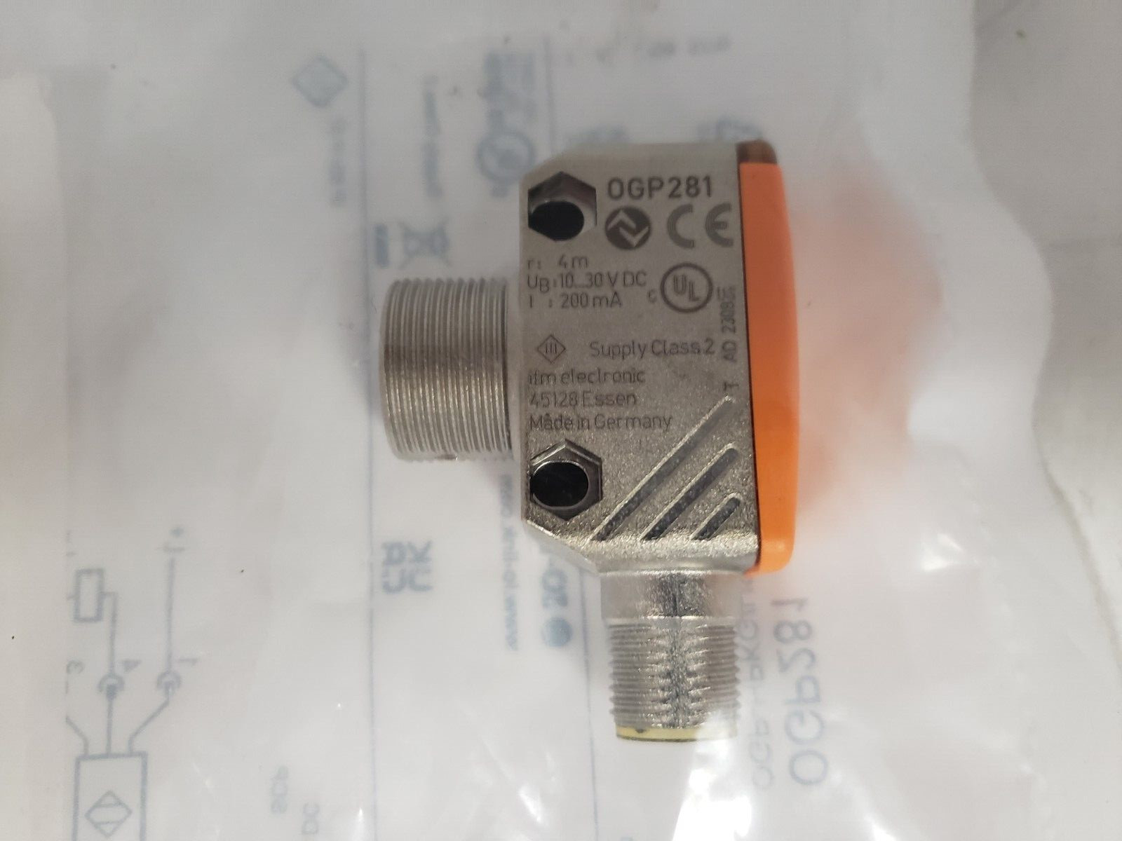 IFM ELECTRONIC OGP-HPKG/US/CUBE RETRO-REFLECTIVE SENSOR 10-30V DC (OGP281) NIB