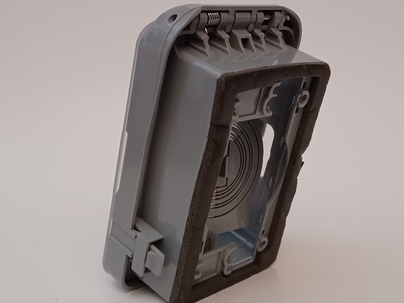 Commercial Electric 1002 426 714 1-Gang In Use Cover Gray