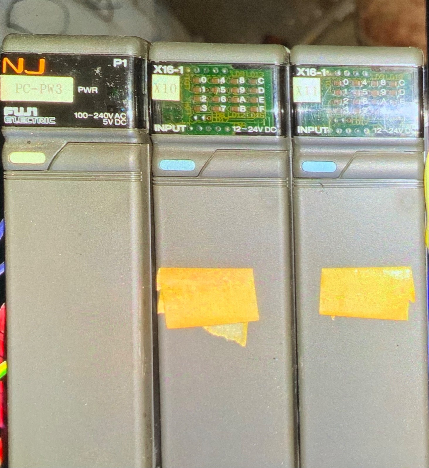 Fuji Electric PLC Module rack ,NJ-P1, (3) X16-1, (2) Y16-R16