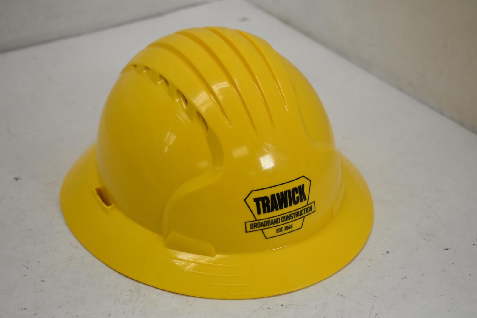 JSP EV6161V Full Brim Vented Hard Hat Helmet Yellow Made in UK Adjustable PPE