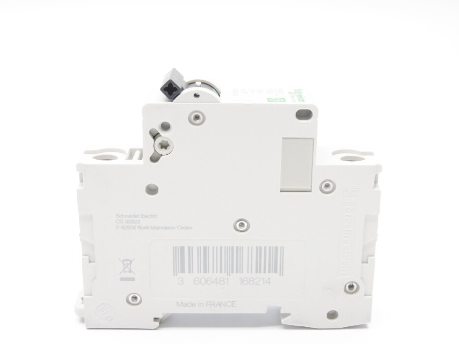 SCHNEIDER ELECTRIC M9F22108 277V 8A NSNP
