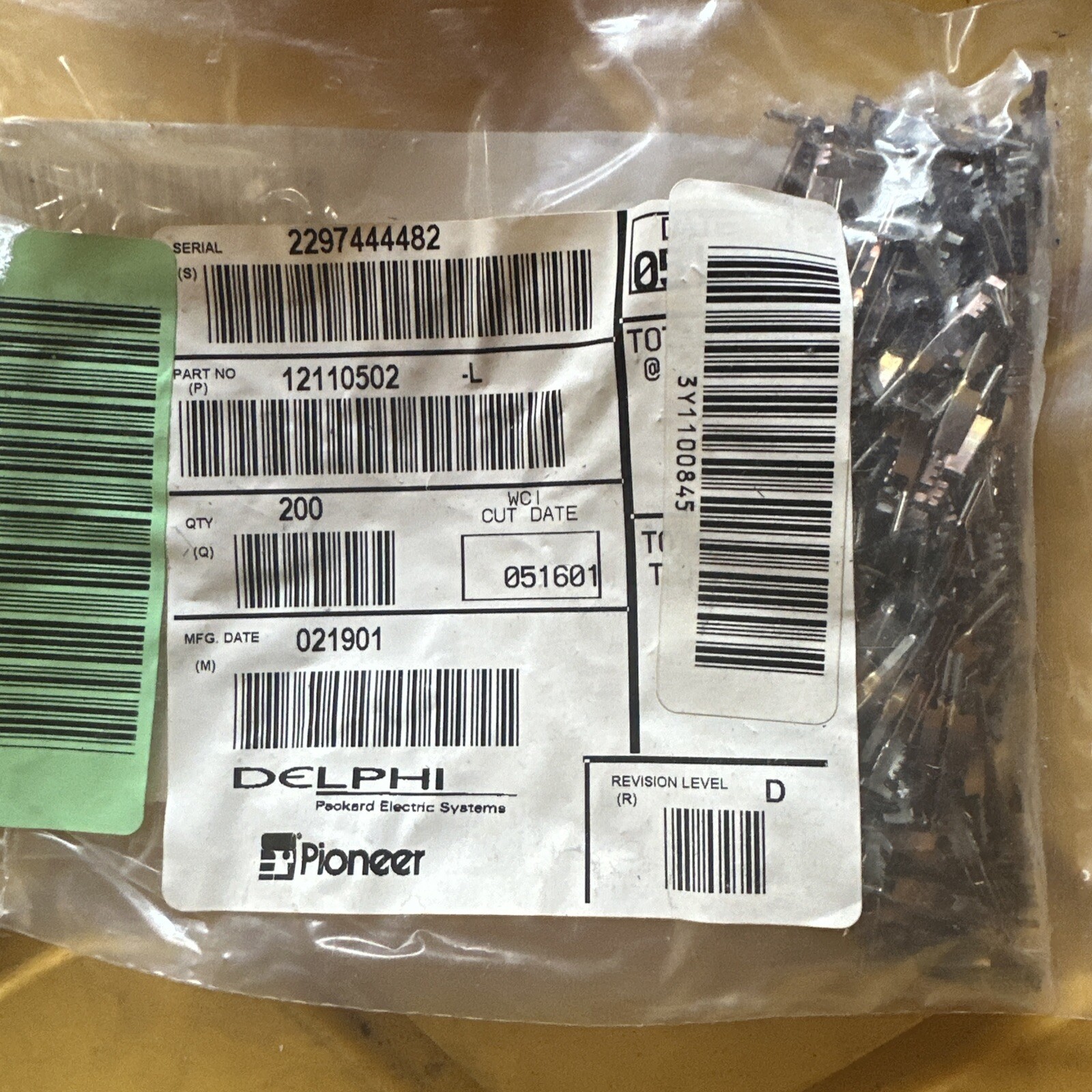DELPHI Aptive PLC 12110502 Qty of 200 per Lot Automotive Connectors TERM M/P 15