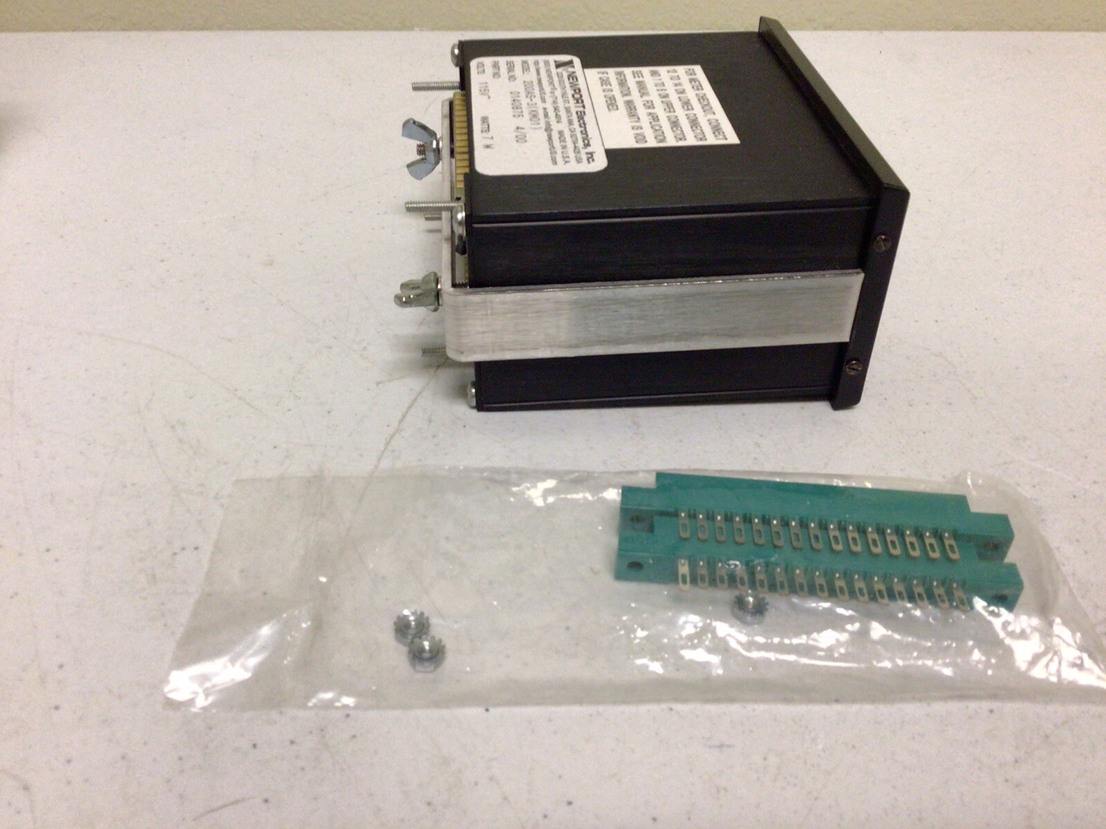 NEW, NEWPORT ELECTRONICS 200AS-3 (KM01) DIGITAL VOLTMETER, FREE SHIPPING