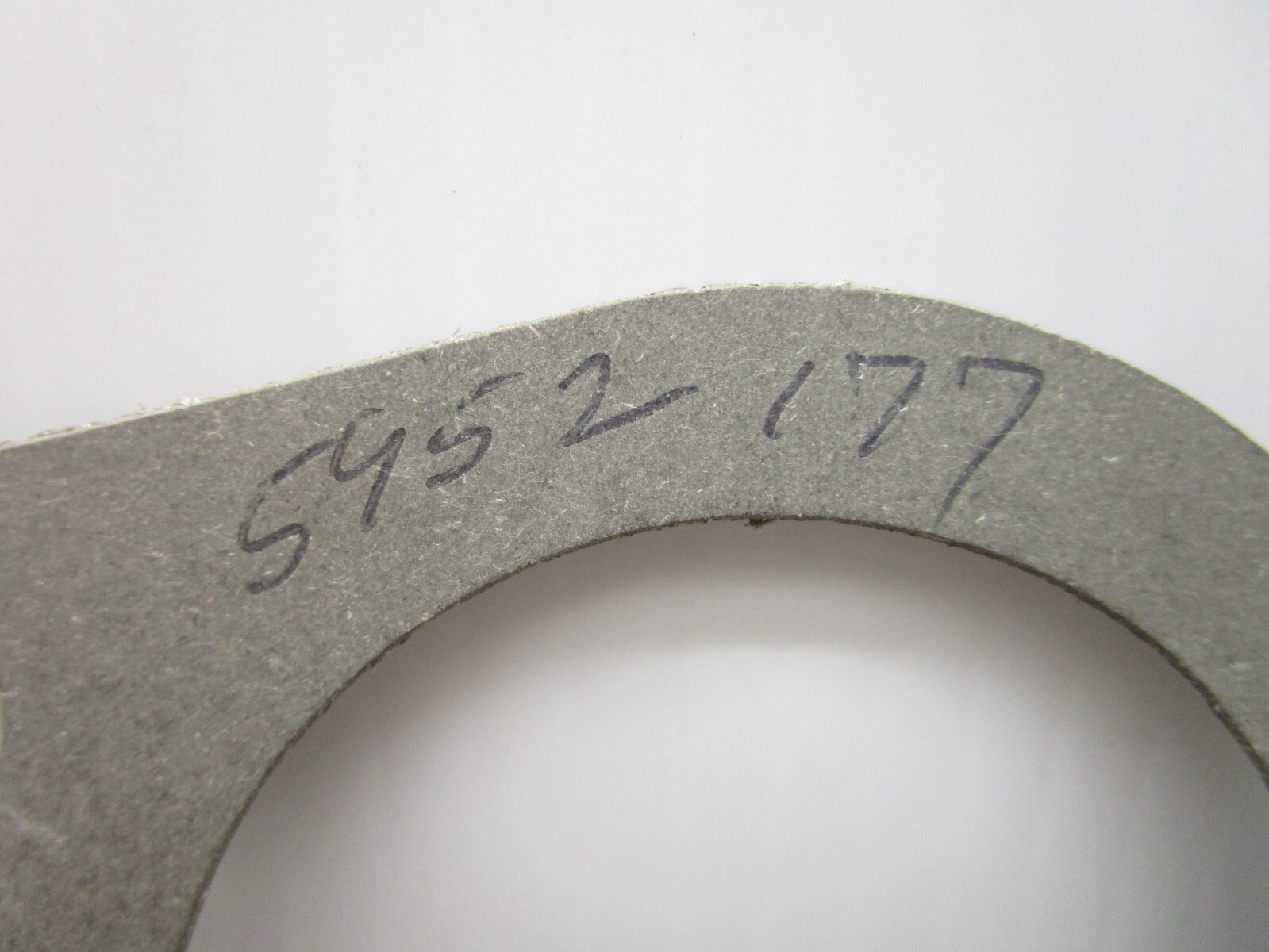 Detroit Diesel 5952177 Two Bolt Flange Gasket 2-3/8″ ID x 4-5/8″ x 3-1/4″