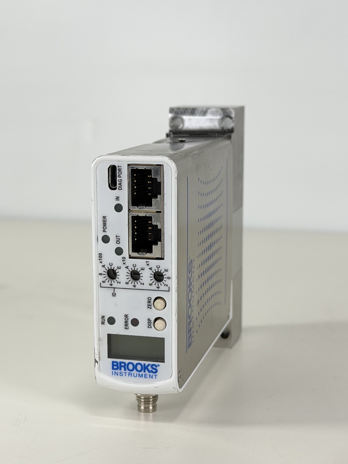 BROOKS INSTRUMENT GF125CXXC MASS FLOW CONTROLLER