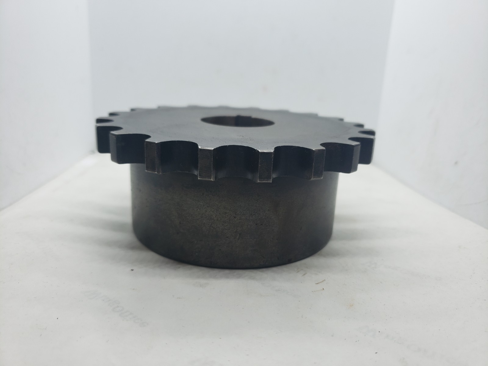 MARTIN 6020 SPROCKET 1-3/8″ BORE 20 TEETH, NNB