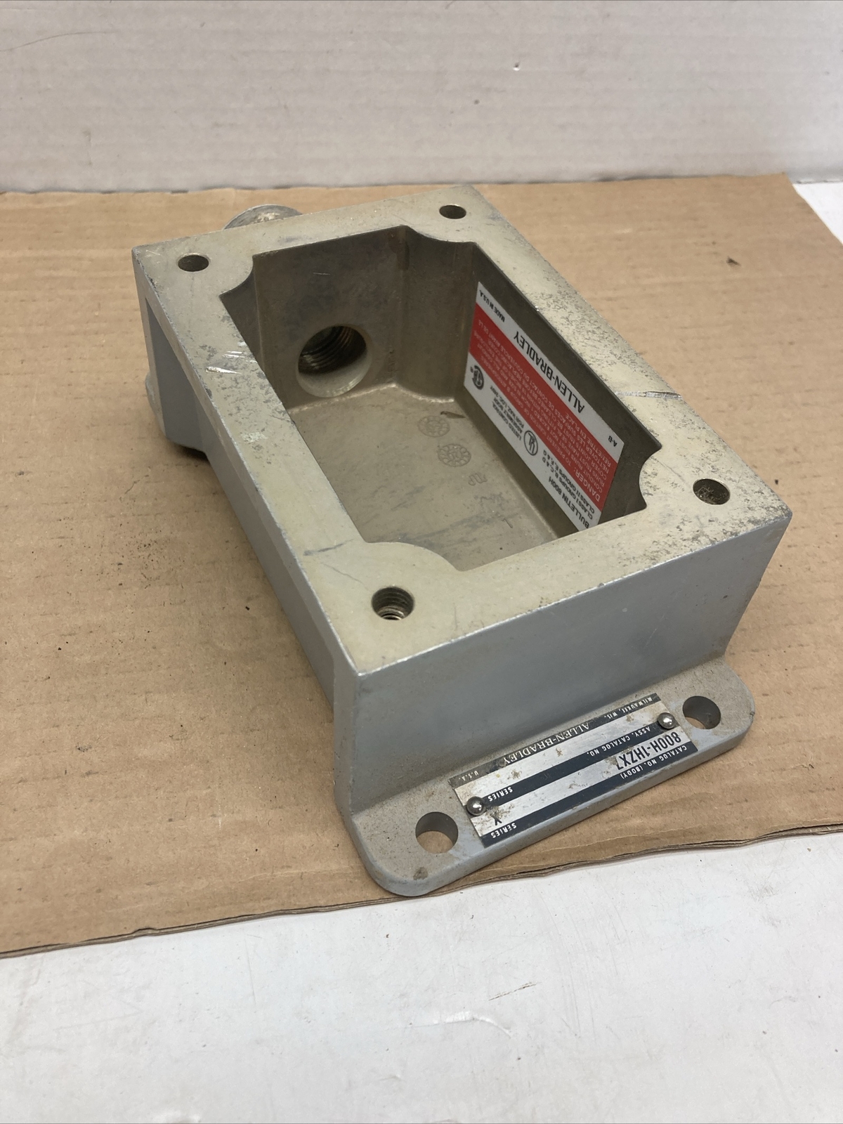 Allen-Bradley 800H-1HZX7 Heavy Duty Enclosure | U.S.A. SELLER | Used??