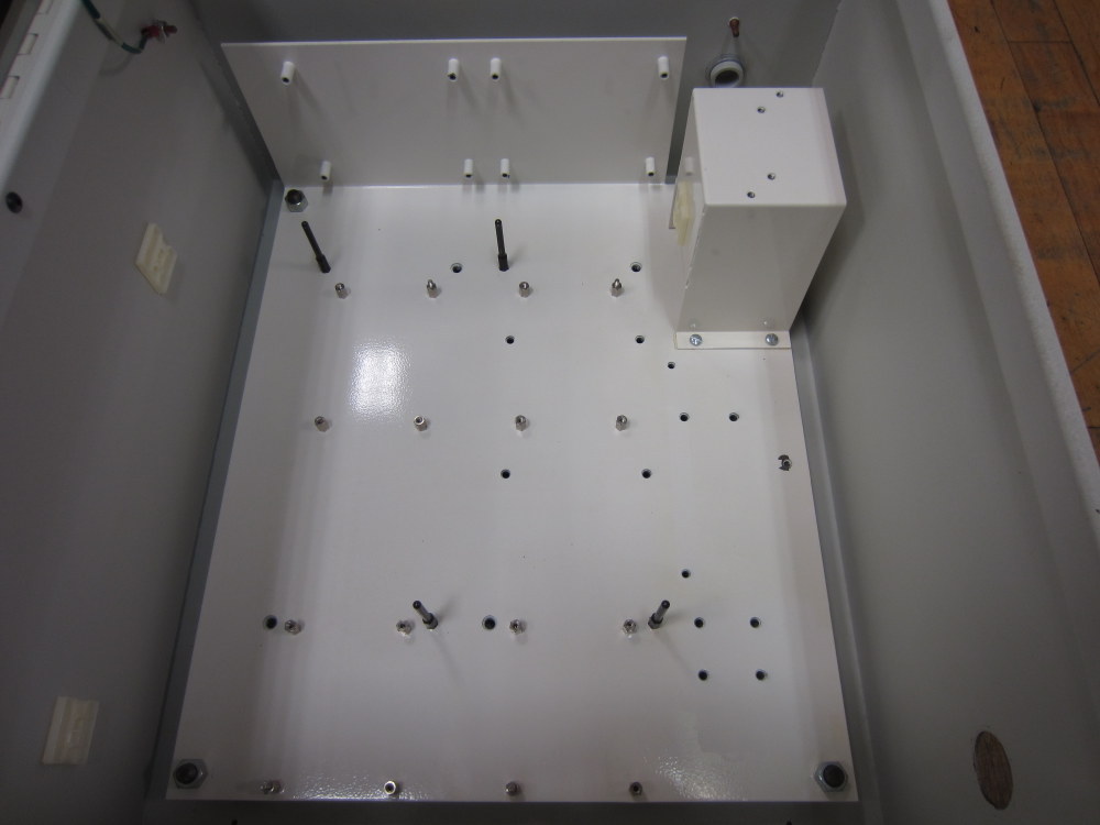 GSE C4000B02K02CV2 Tool Control CS4000 Enclosure Only