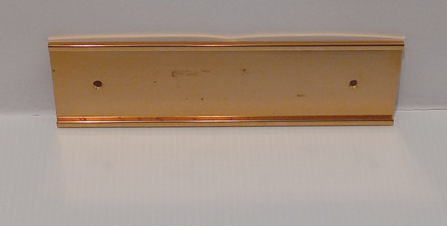 1 NEW UNBRANDED OFFICE DOOR/WALL NAME PLATE BRASS TONE 8X2 1/4IN *MAKE OFFER*