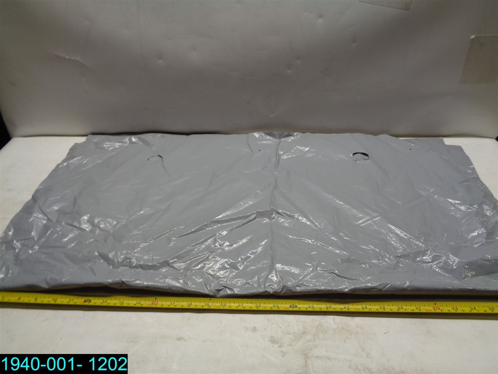 QTY=44: 35″X37″ GRAY PLASTIC BAG’S