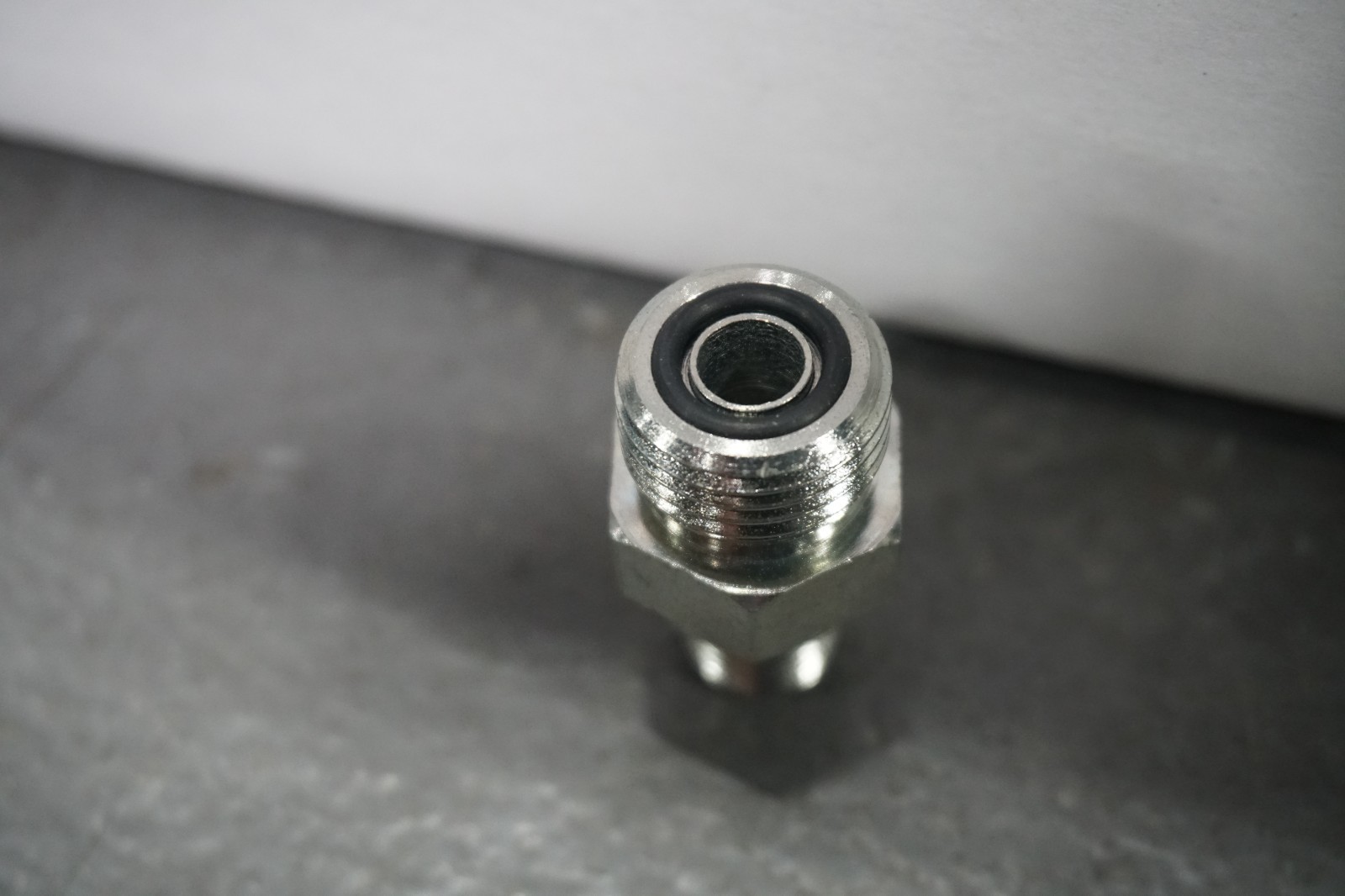 Mischose Fs6400-0-6-4 11/16-16 X 7/16-20 Straight Thread Con, Free Shipping