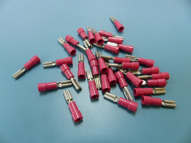 Waldom ST2755 Qty of 33 per Lot Insulated .110 Female Quick Disconnect 22-18 AW
